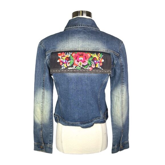 Vintage Y2K SouthPole Embroidered Jean Jacket - Size Medium - Picture 2 of 10